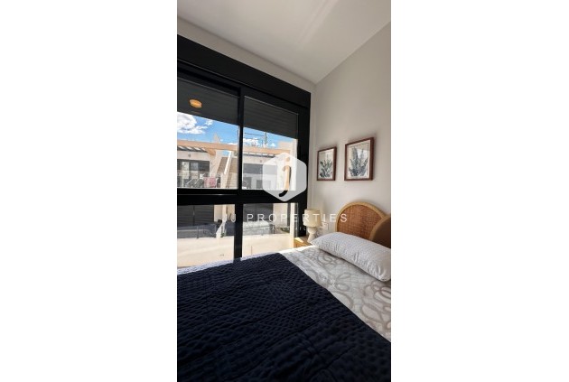 Segunda mano - Bungalow -
Orihuela Costa - Costa Blanca