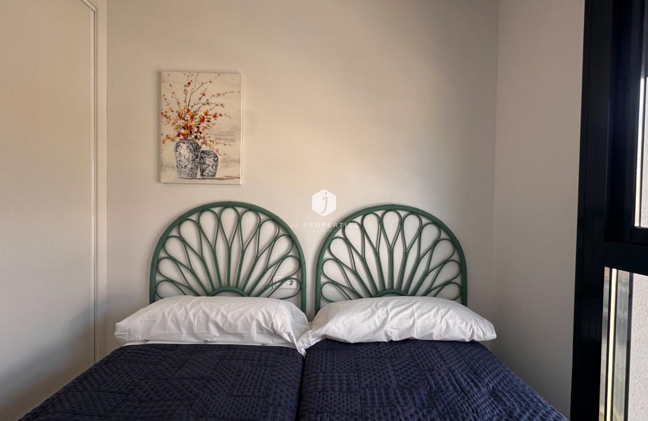 Segunda mano - Bungalow -
Orihuela Costa - Costa Blanca