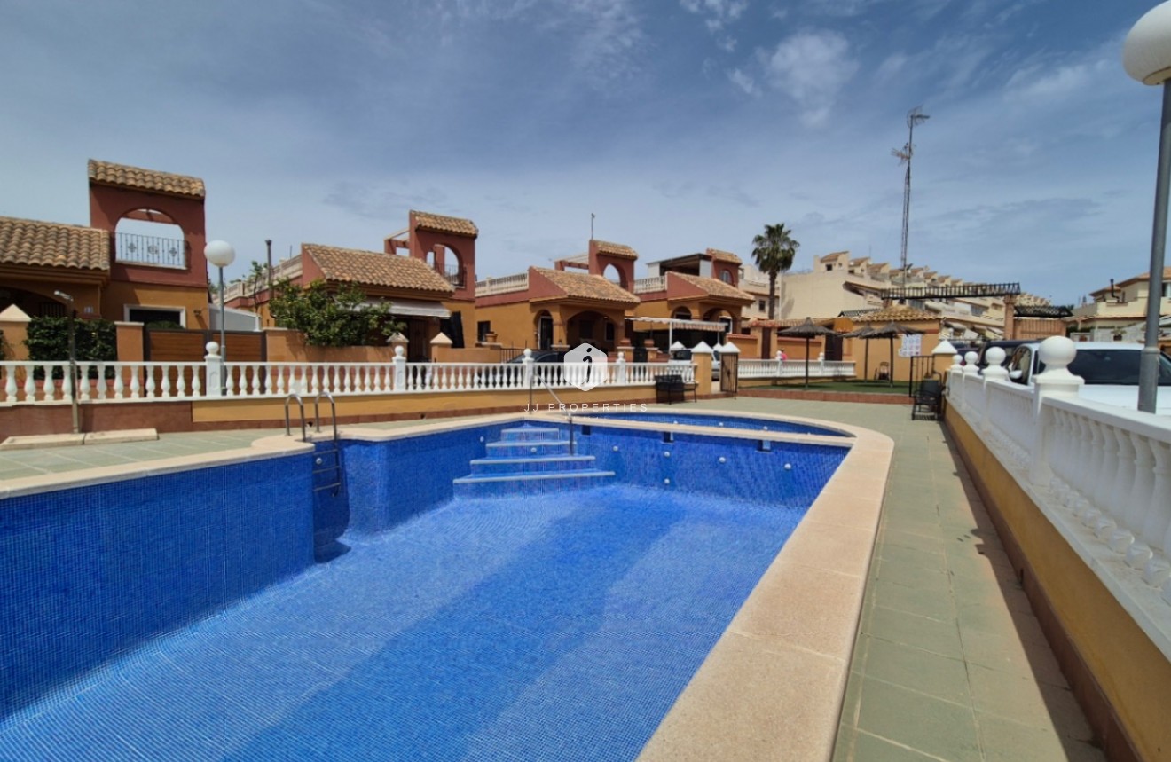 Resale - Villa -
Torrevieja - Costa Blanca
