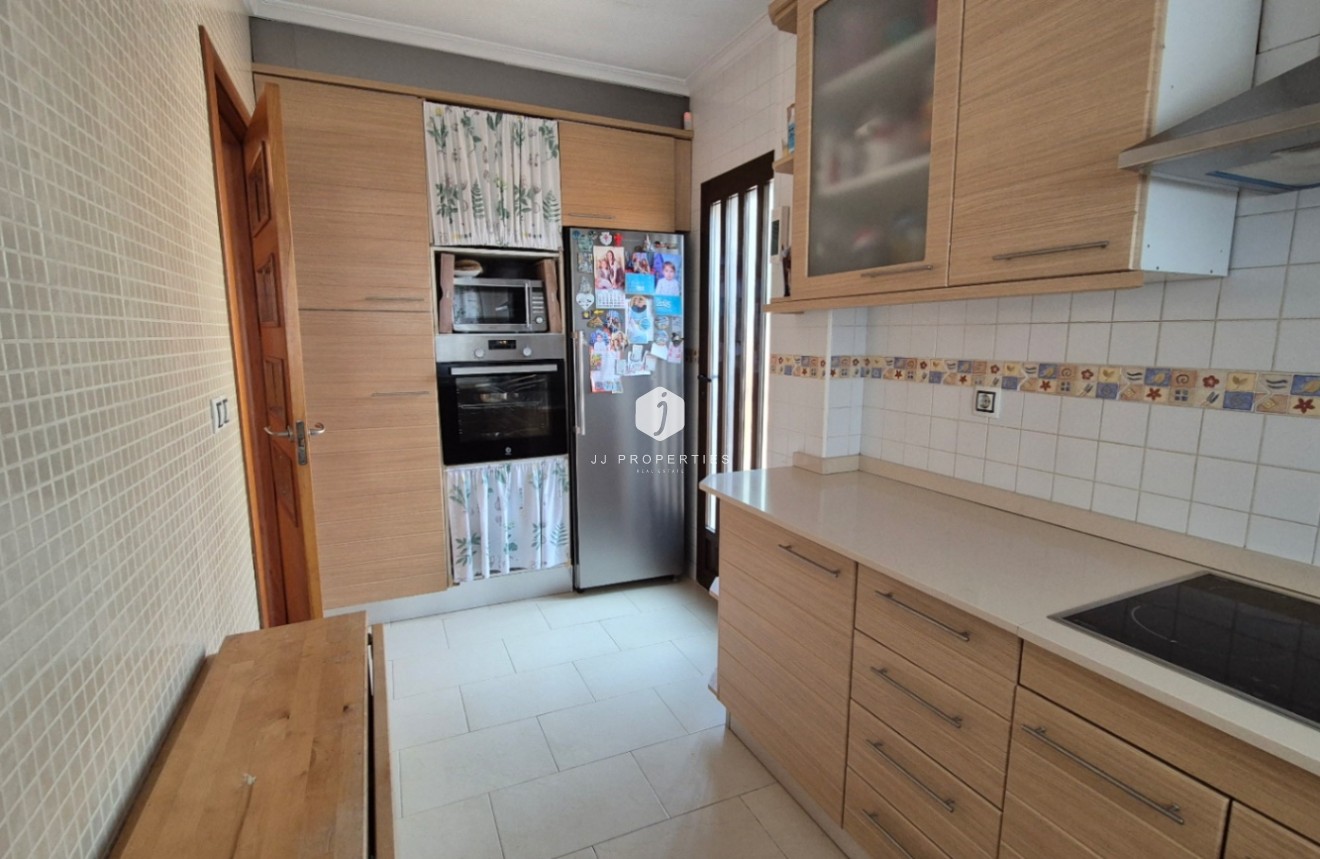 Resale - Villa -
Torrevieja - Costa Blanca