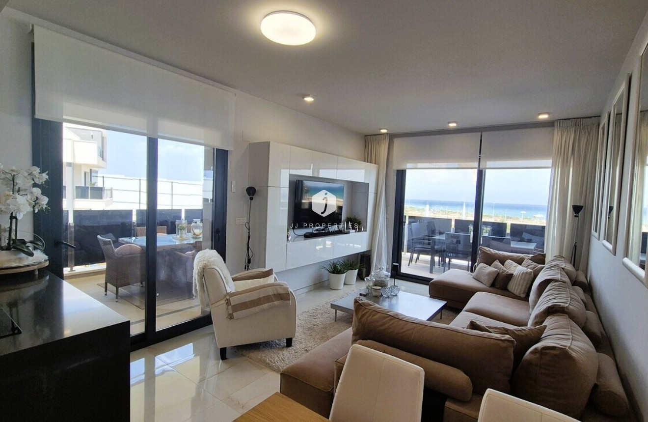Aus zweiter Hand - Wohnung -
Orihuela Costa - Costa Blanca