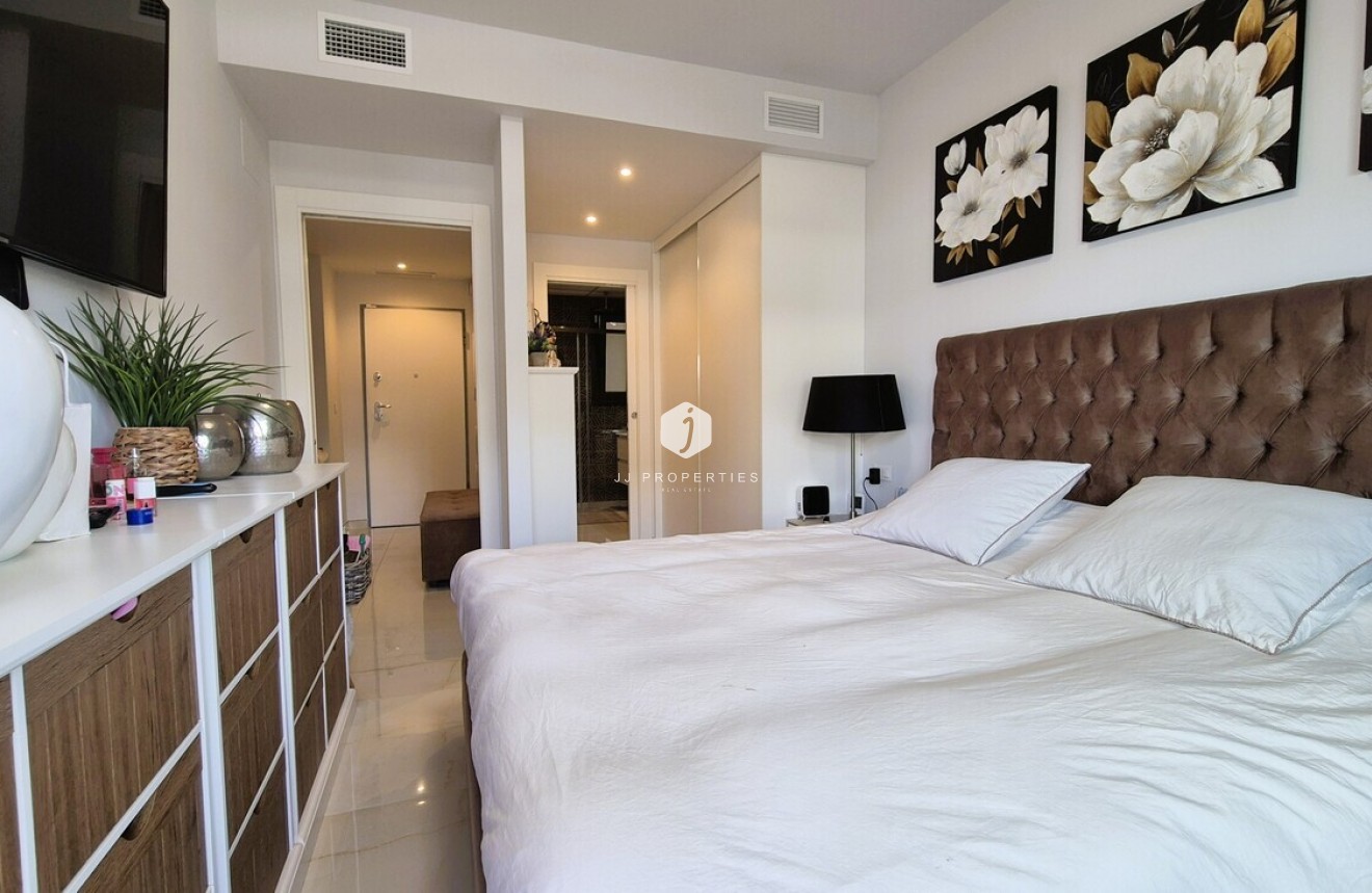 Aus zweiter Hand - Wohnung -
Orihuela Costa - Costa Blanca