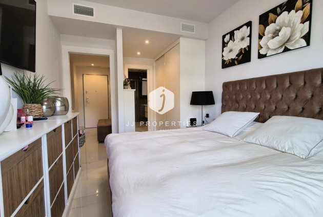 Aus zweiter Hand - Wohnung -
Orihuela Costa - Costa Blanca
