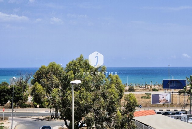 Aus zweiter Hand - Wohnung -
Orihuela Costa - Costa Blanca