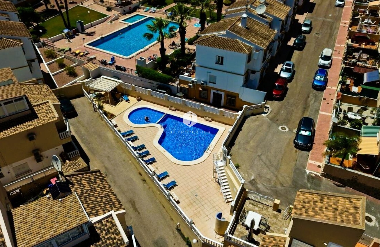 Tweedehands - Villa -
Orihuela Costa - Costa Blanca