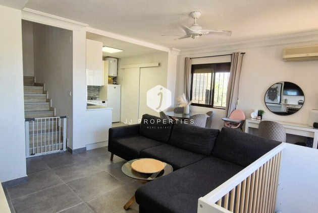 Tweedehands - Villa -
Orihuela Costa - Costa Blanca