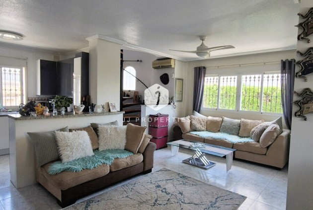 Tweedehands - Villa -
Orihuela Costa - Costa Blanca