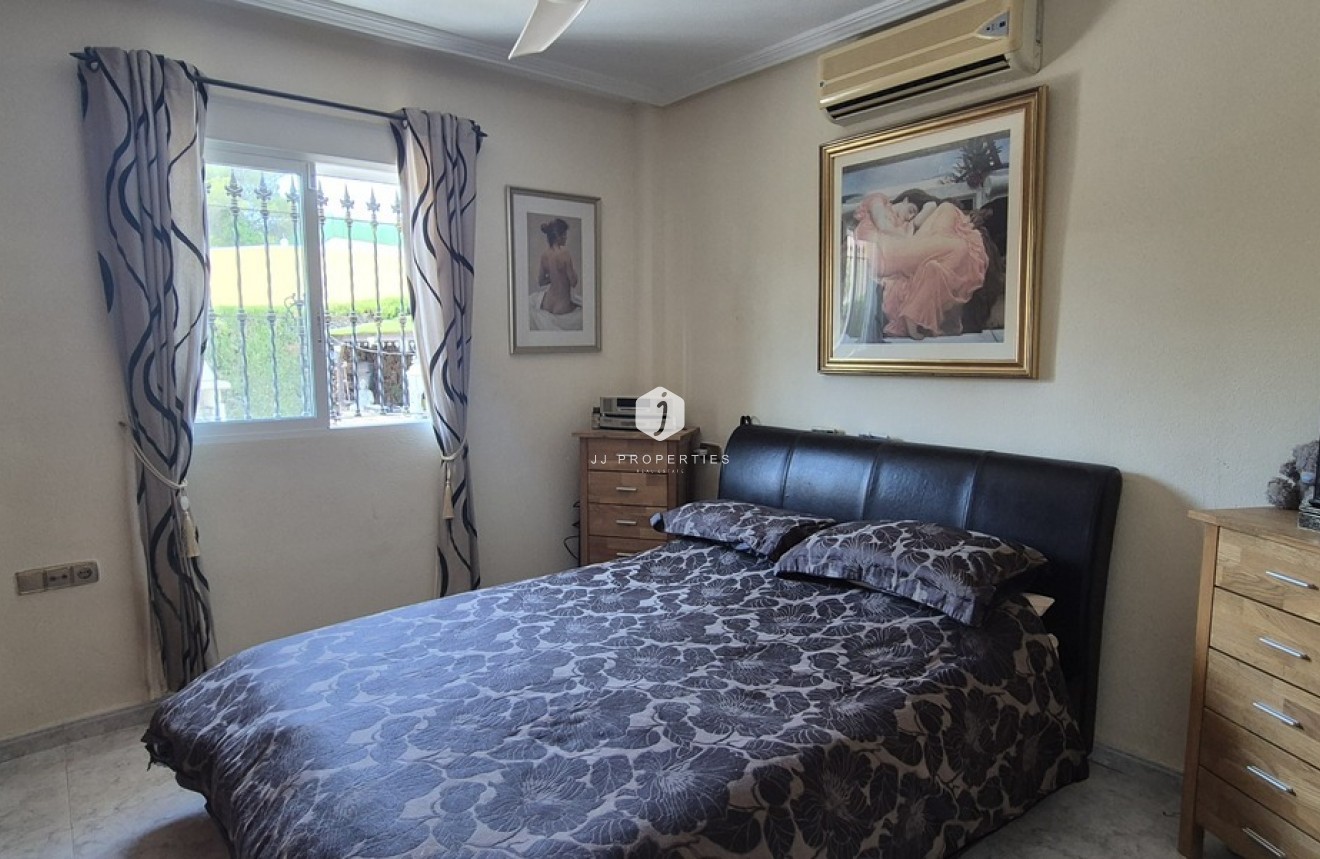 Tweedehands - Villa -
Orihuela Costa - Costa Blanca