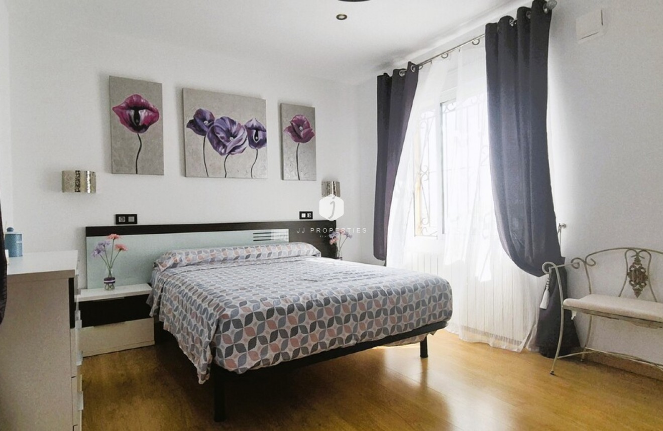 Aus zweiter Hand - Chalet -
Torrevieja - Costa Blanca