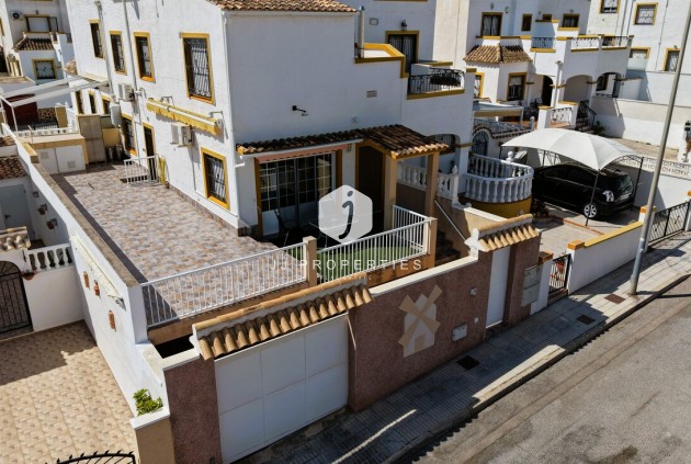 Aus zweiter Hand - Chalet -
Torrevieja - Costa Blanca