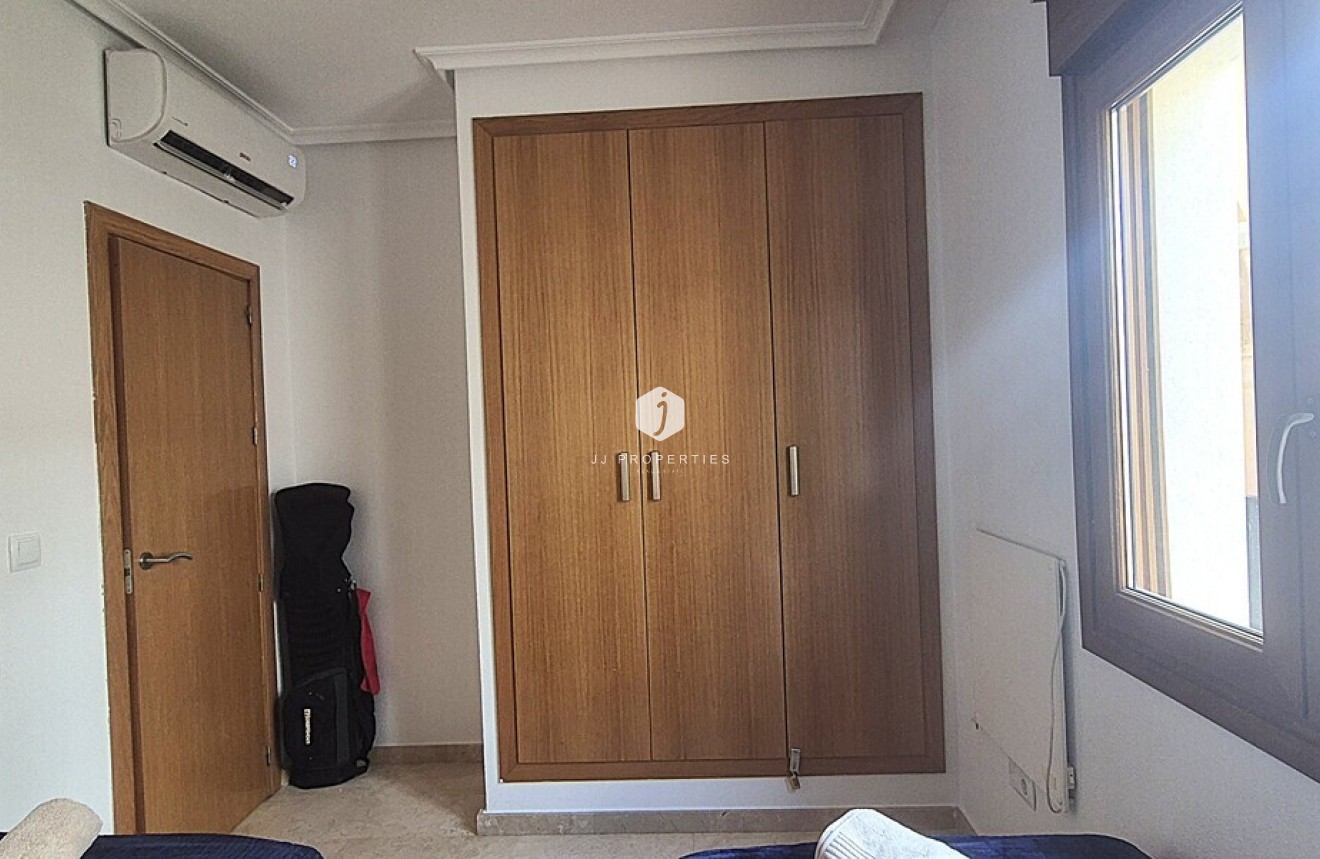 Aus zweiter Hand - Wohnung -
Orihuela Costa - Costa Blanca