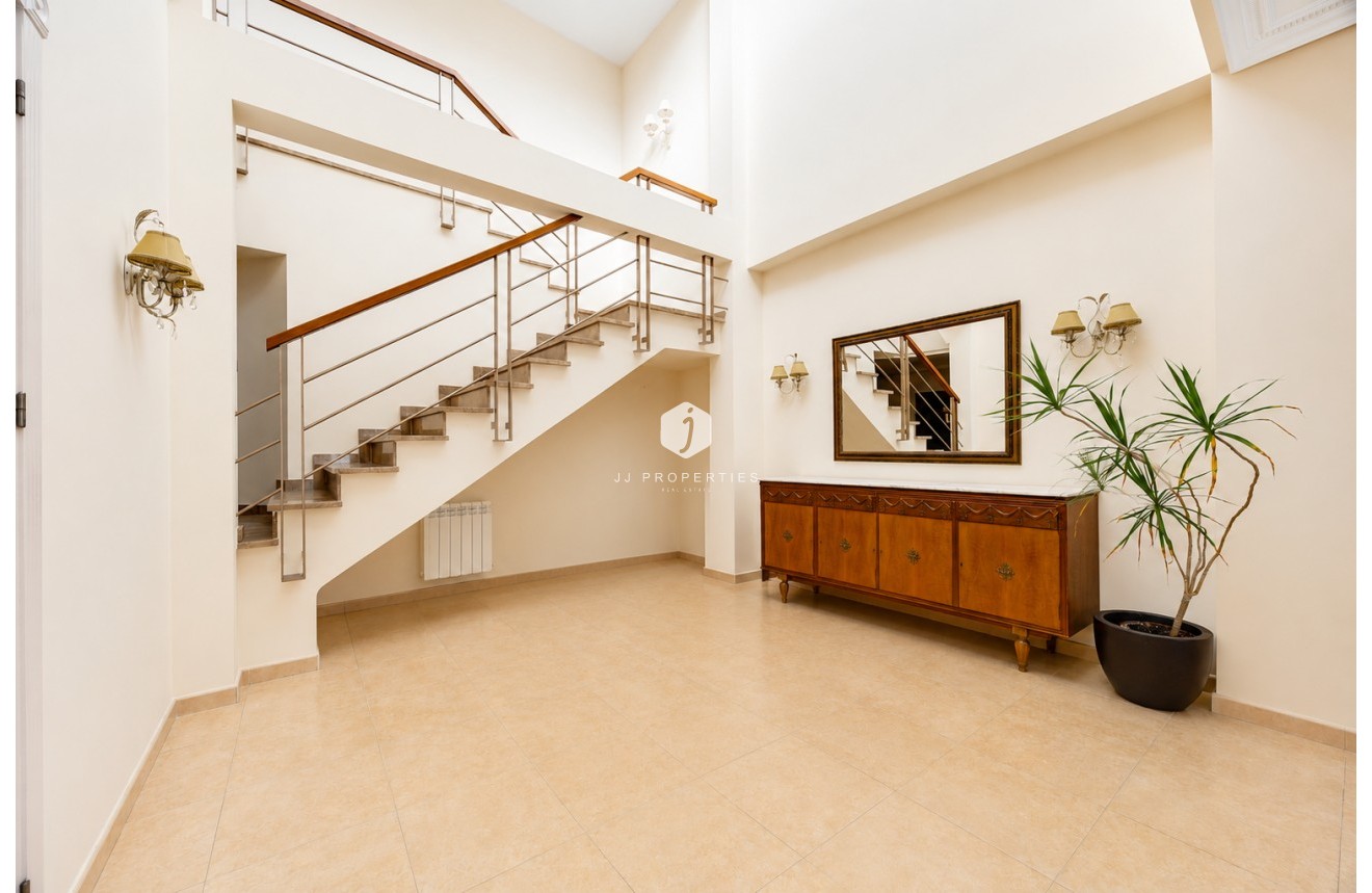 D'occasion - Villa -
Benejúzar - Inland