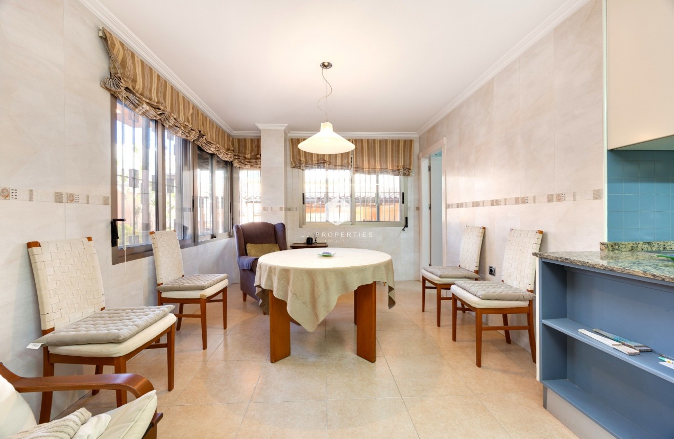 D'occasion - Villa -
Benejúzar - Inland