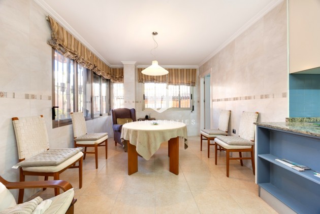 D'occasion - Villa -
Benejúzar - Inland