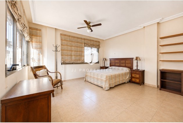 D'occasion - Villa -
Benejúzar - Inland