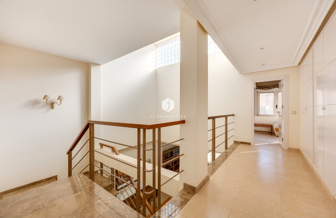 D'occasion - Villa -
Benejúzar - Inland