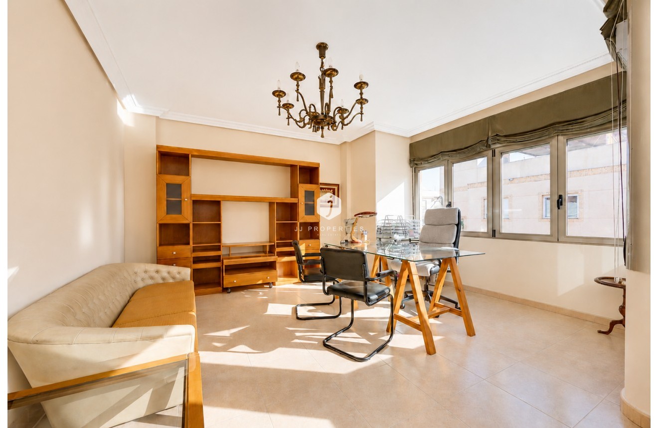 D'occasion - Villa -
Benejúzar - Inland