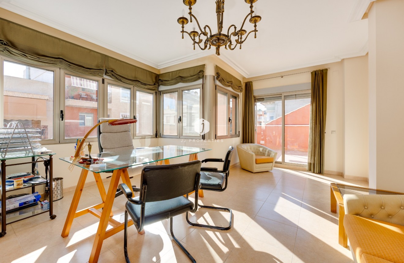 D'occasion - Villa -
Benejúzar - Inland