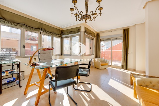 D'occasion - Villa -
Benejúzar - Inland