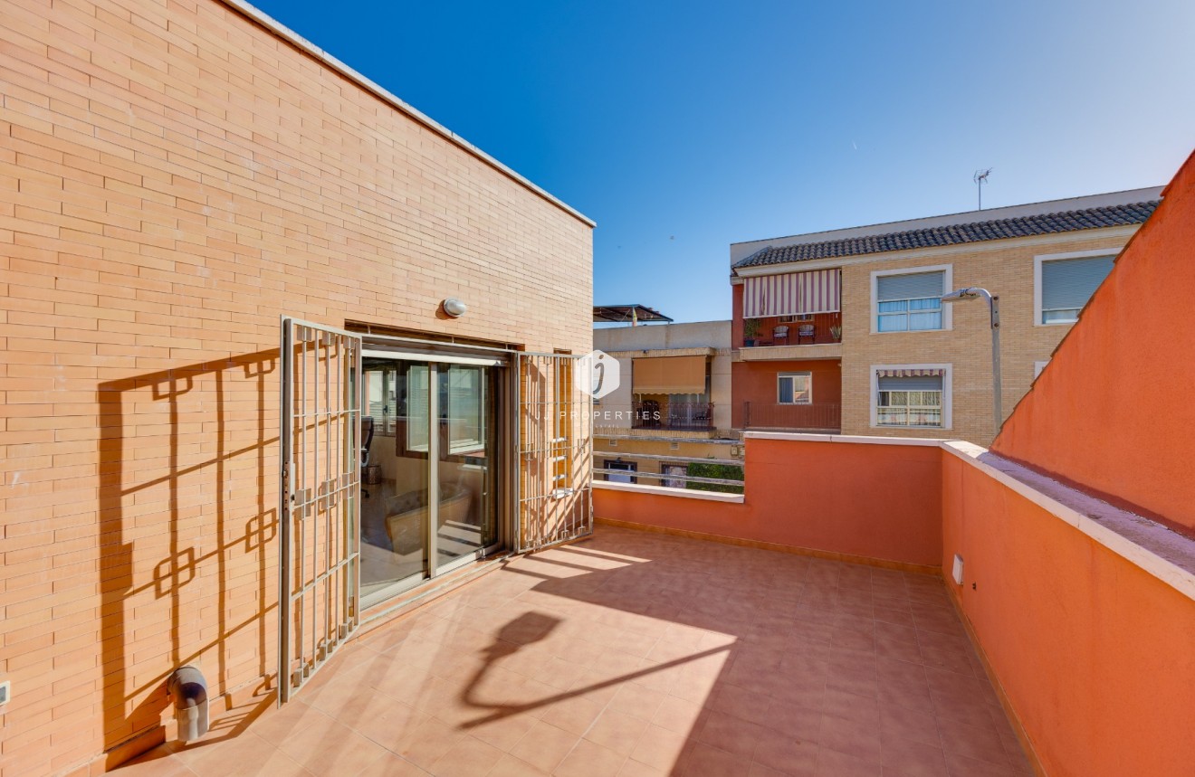D'occasion - Villa -
Benejúzar - Inland