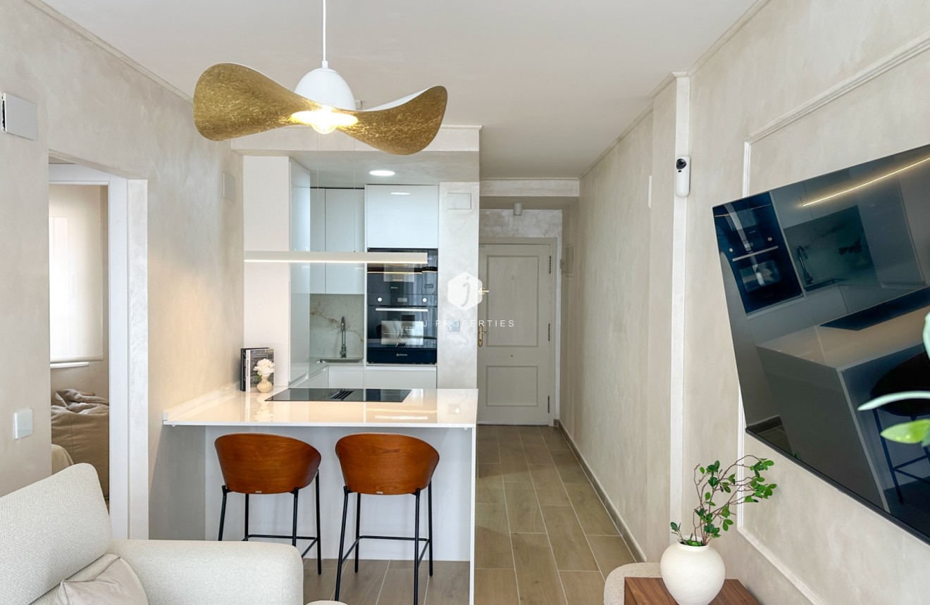 Resale - Apartment / flat -
Torrevieja - Costa Blanca