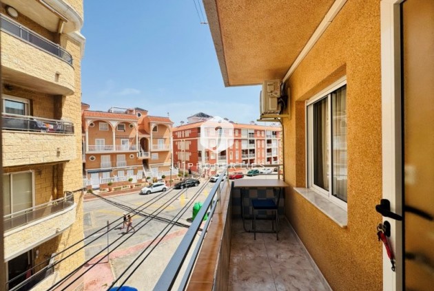Resale - Apartment / flat -
La Mata - Costa Blanca