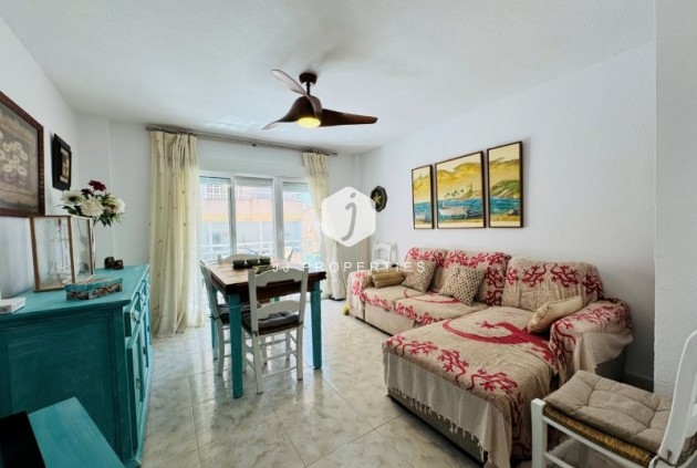 Resale - Apartment / flat -
La Mata - Costa Blanca