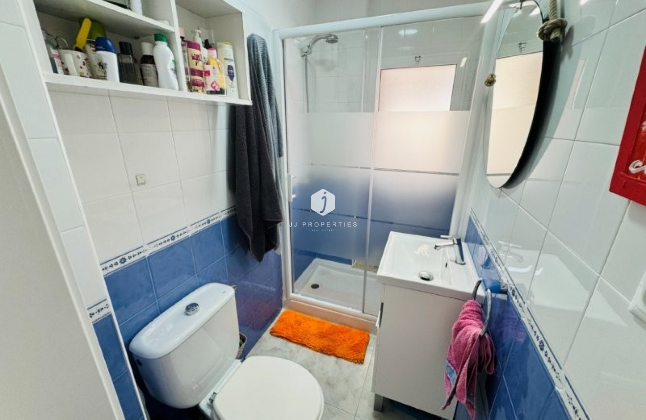 Resale - Apartment / flat -
La Mata - Costa Blanca