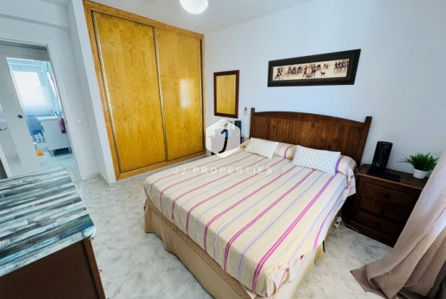 Resale - Apartment / flat -
La Mata - Costa Blanca