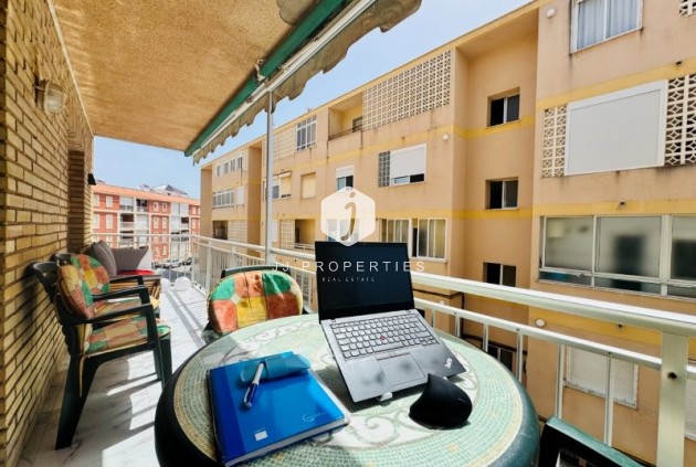 Resale - Apartment / flat -
La Mata - Costa Blanca