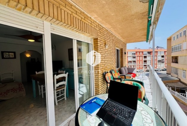 Resale - Apartment / flat -
La Mata - Costa Blanca