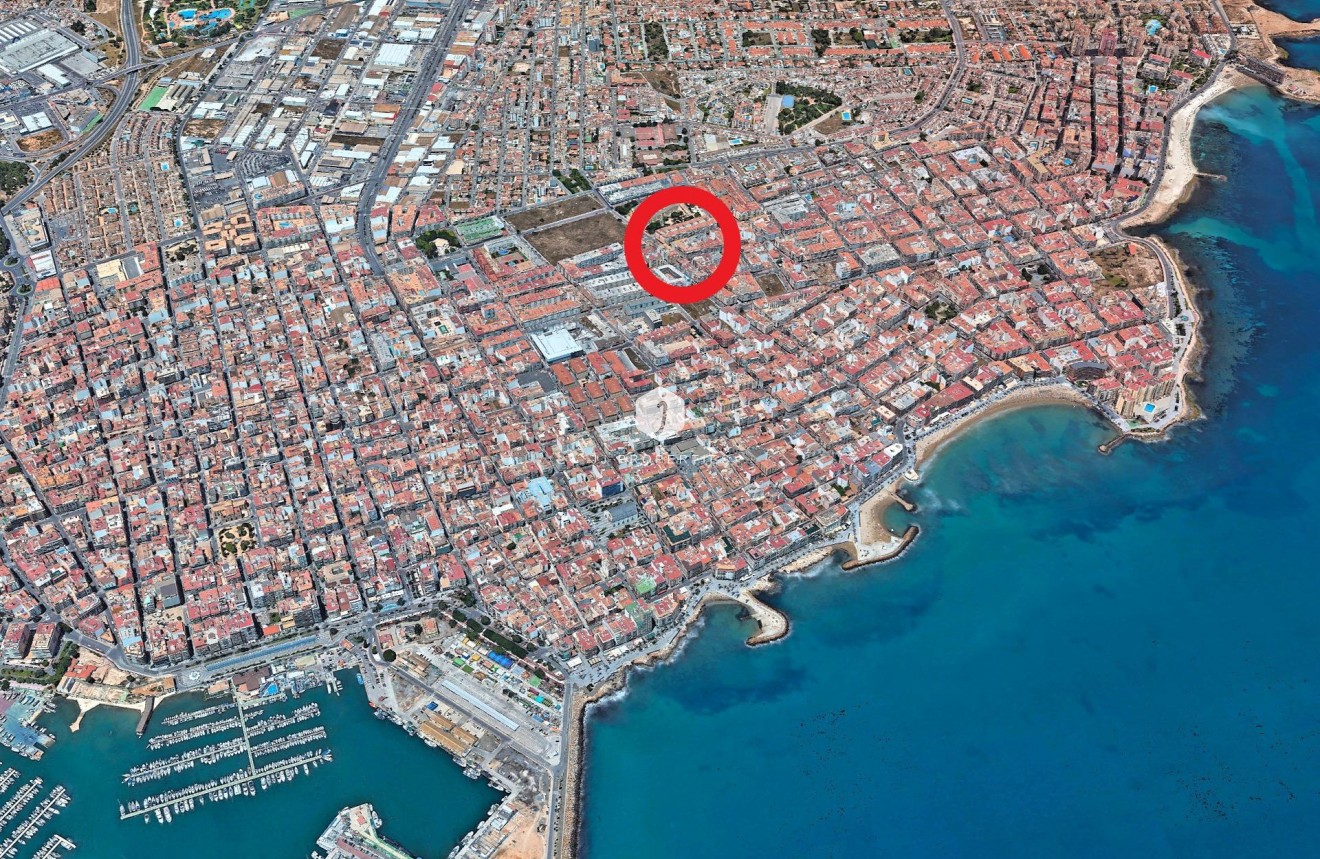Tweedehands - Appartement / flat -
Torrevieja - Playa del Cura