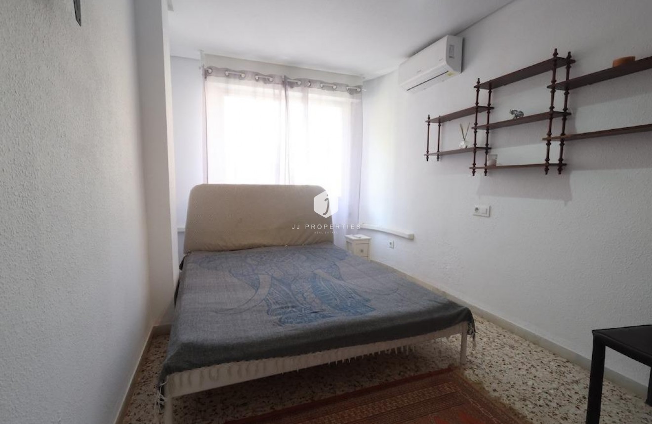 Aus zweiter Hand - Wohnung -
Torrevieja - Costa Blanca