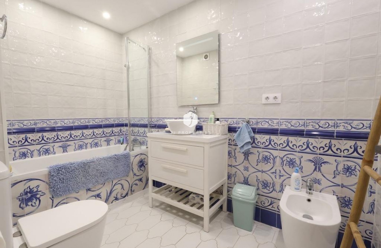 Aus zweiter Hand - Wohnung -
Torrevieja - Costa Blanca