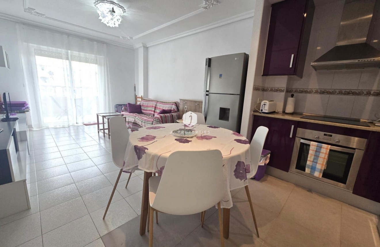 D'occasion - Appartement -
Torrevieja - La Mata Pueblo