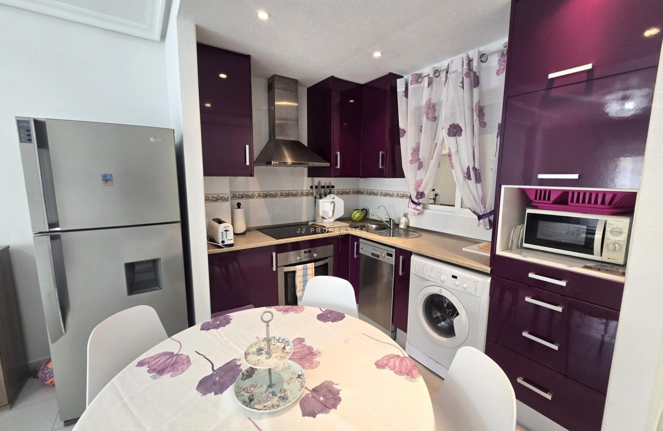 D'occasion - Appartement -
Torrevieja - La Mata Pueblo