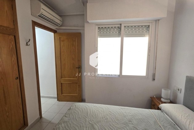 D'occasion - Appartement -
Torrevieja - La Mata Pueblo