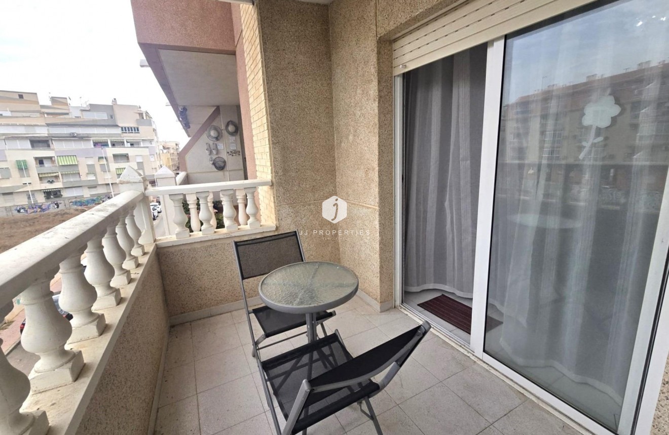 D'occasion - Appartement -
Torrevieja - La Mata Pueblo