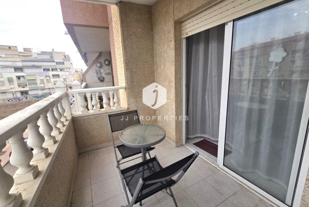 D'occasion - Appartement -
Torrevieja - La Mata Pueblo