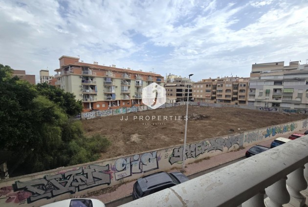D'occasion - Appartement -
Torrevieja - La Mata Pueblo