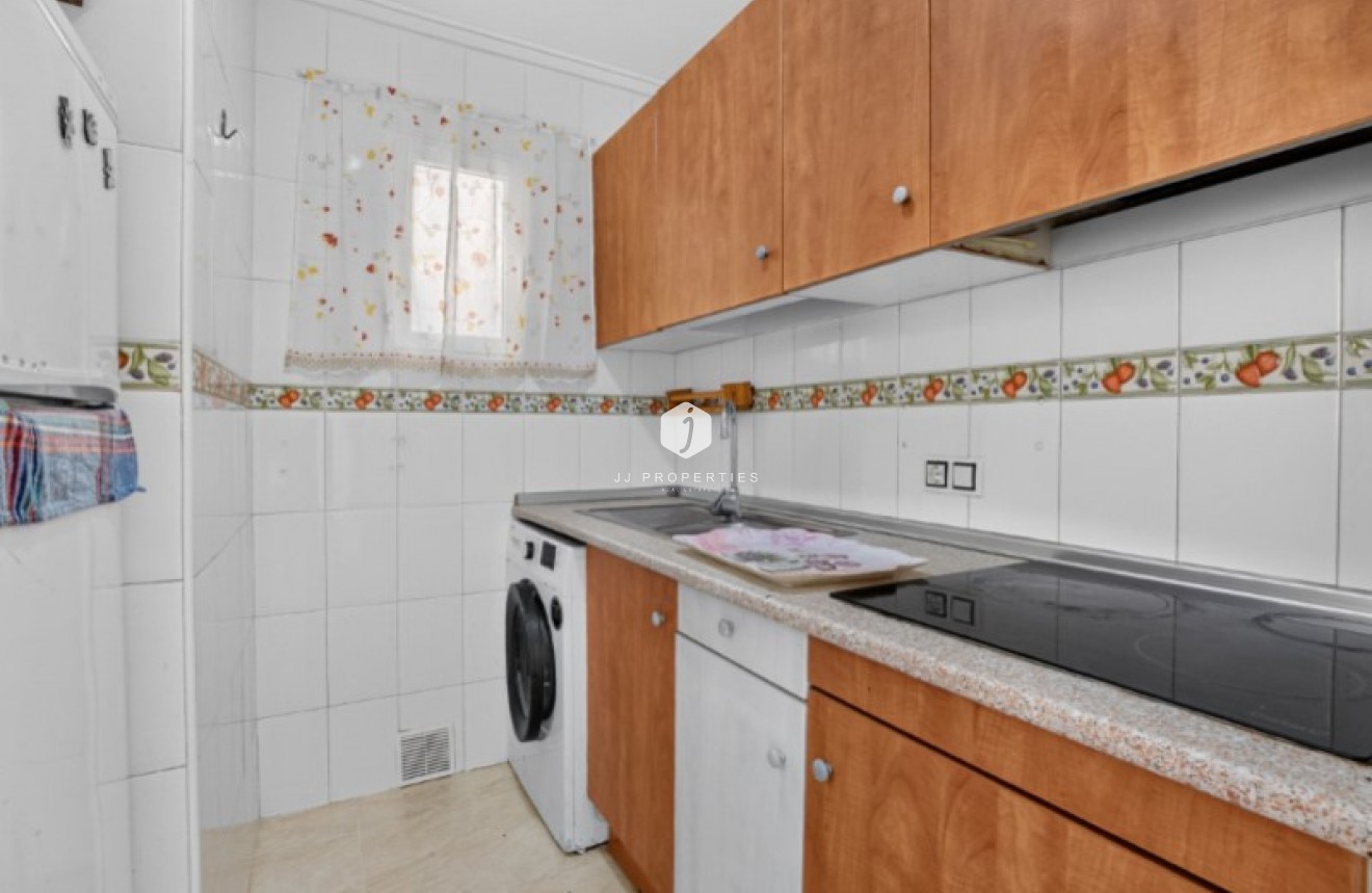 D'occasion - Appartement -
Torrevieja - Costa Blanca