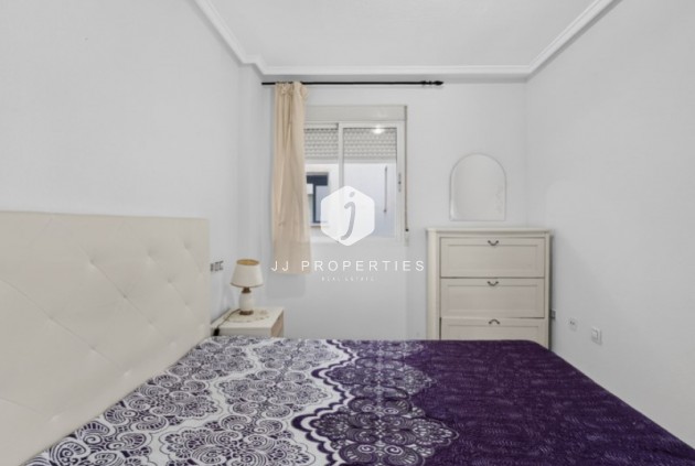 D'occasion - Appartement -
Torrevieja - Costa Blanca