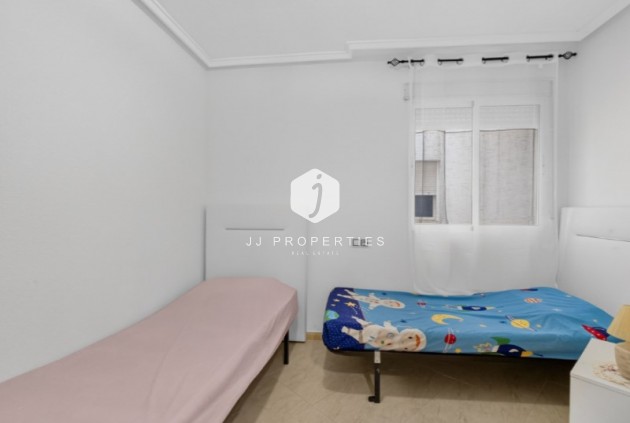 D'occasion - Appartement -
Torrevieja - Costa Blanca