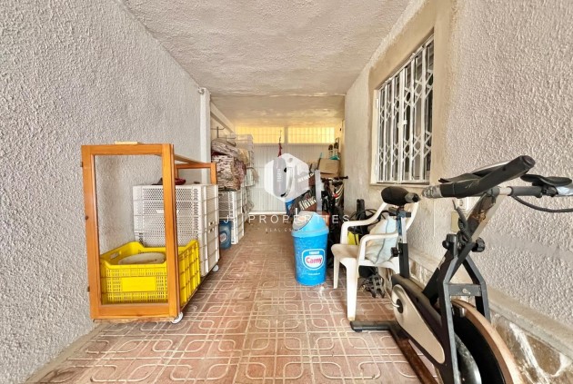 Aus zweiter Hand - Villa -
Torrevieja - Los Balcones - Los Altos del Edén