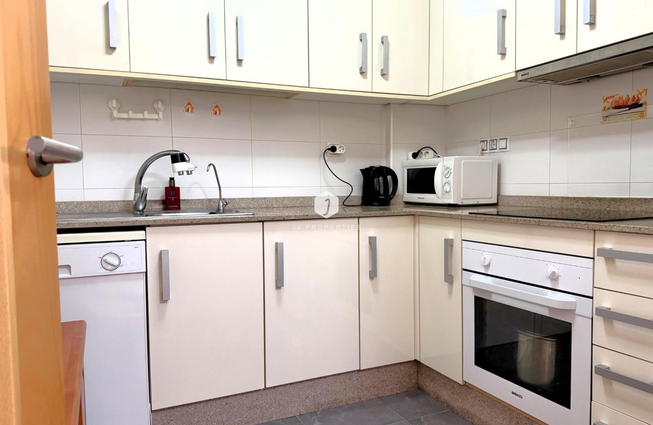 Resale - Apartment / flat -
Torrevieja - El molino
