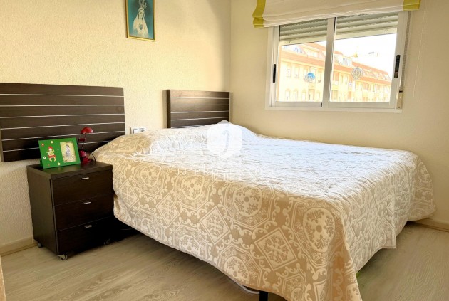 Resale - Apartment / flat -
Torrevieja - El molino