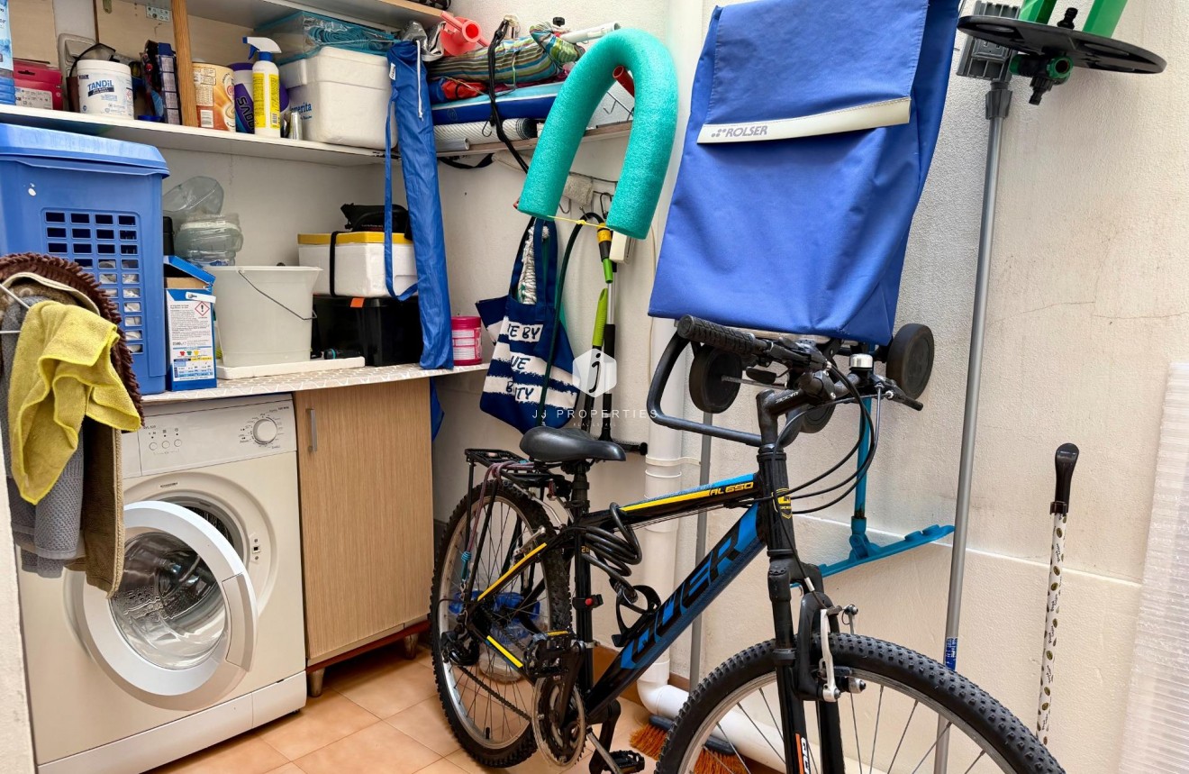 Resale - Apartment / flat -
Torrevieja - El molino