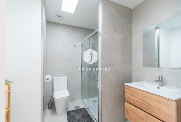 Resale - Apartment / flat -
Torrevieja - Costa Blanca