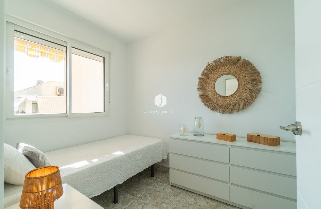 Resale - Apartment / flat -
Torrevieja - Costa Blanca