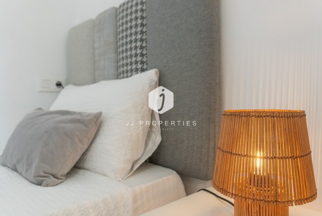 Resale - Apartment / flat -
Torrevieja - Costa Blanca